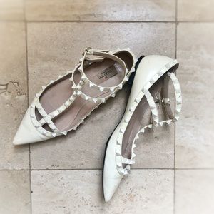 Valentino Creamy Rock Stud Flats